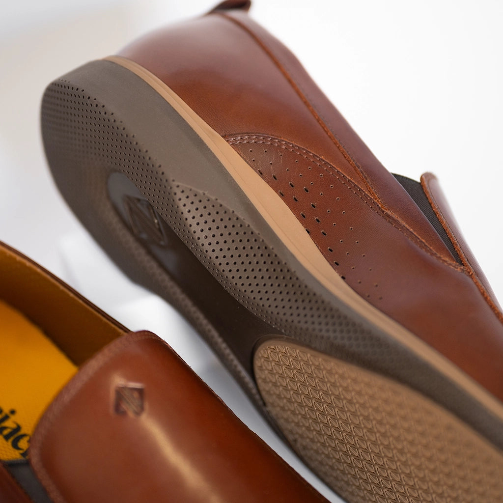 1212-the-slip-on-chestnut-8.jpg The Slip-On (Chestnut)