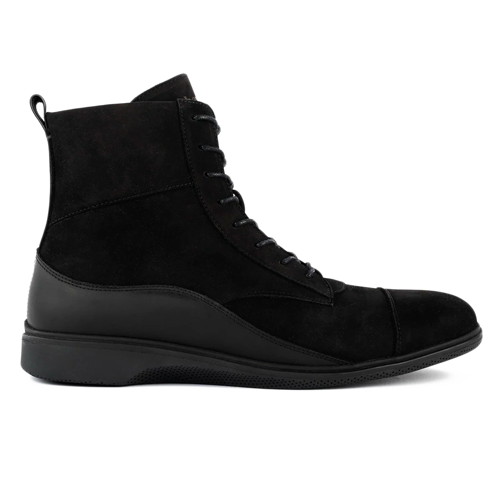 The Boot (Midnight)