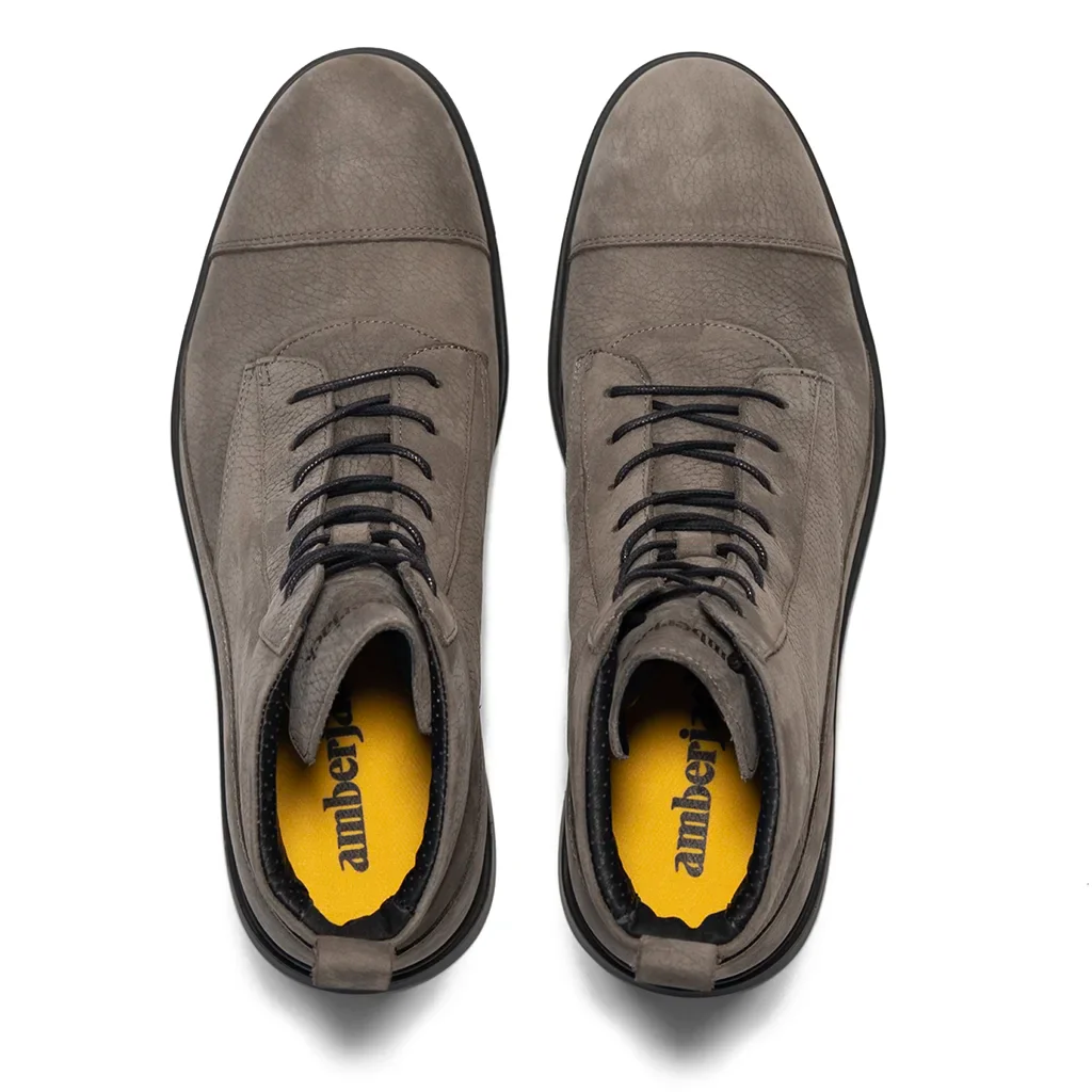 31-the-boot-steel-4.webp The Boot (Steel)