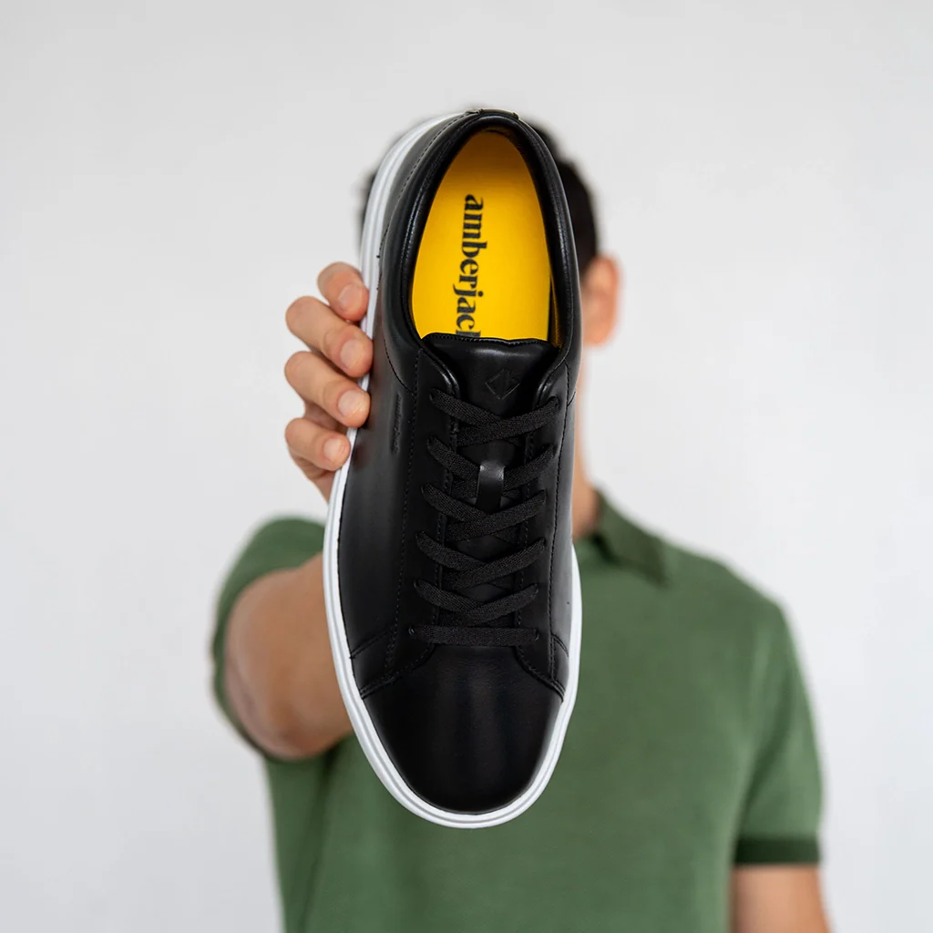 The Low-Top (Onyx)