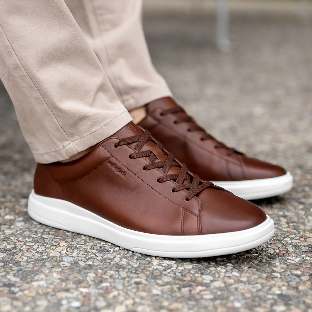 The Low-Top (Chestnut)