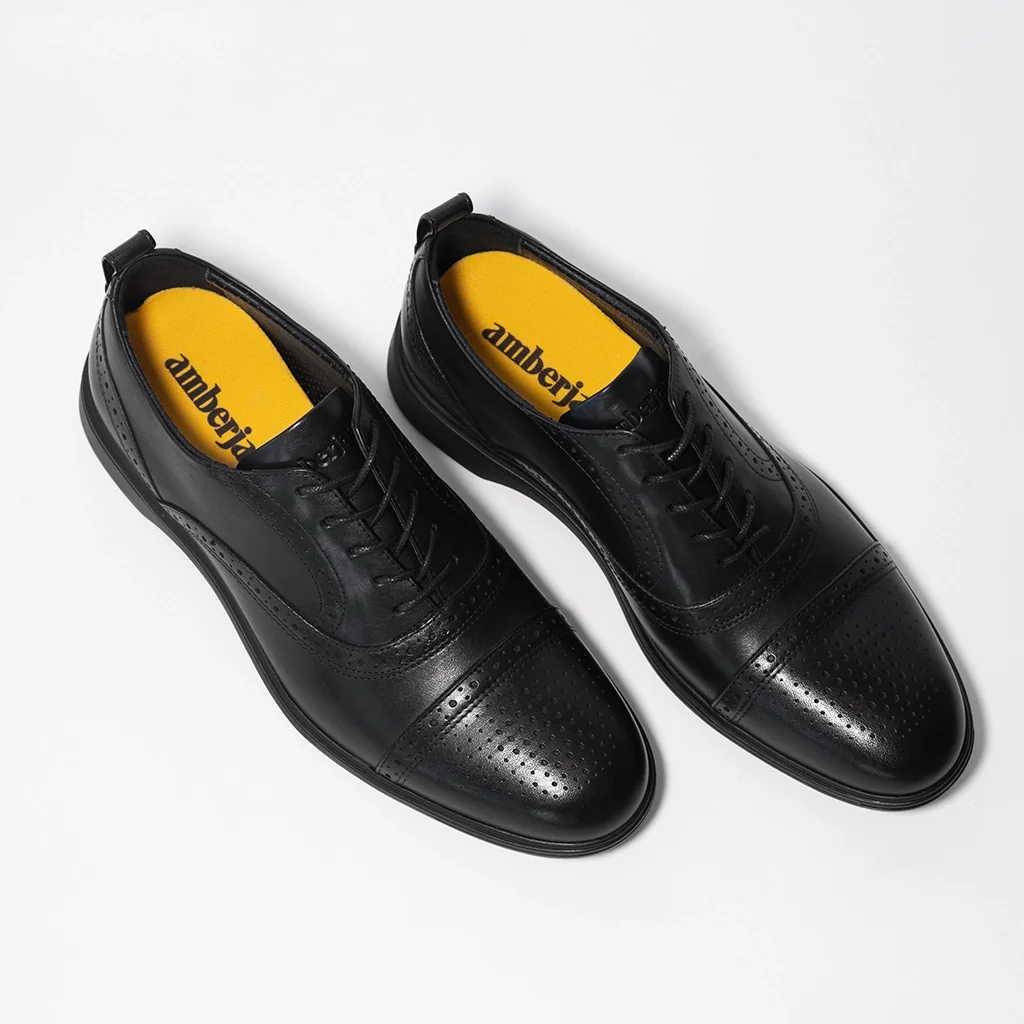 979-the-cap-toe-obsidian-5.webp The Cap-Toe (Obsidian)